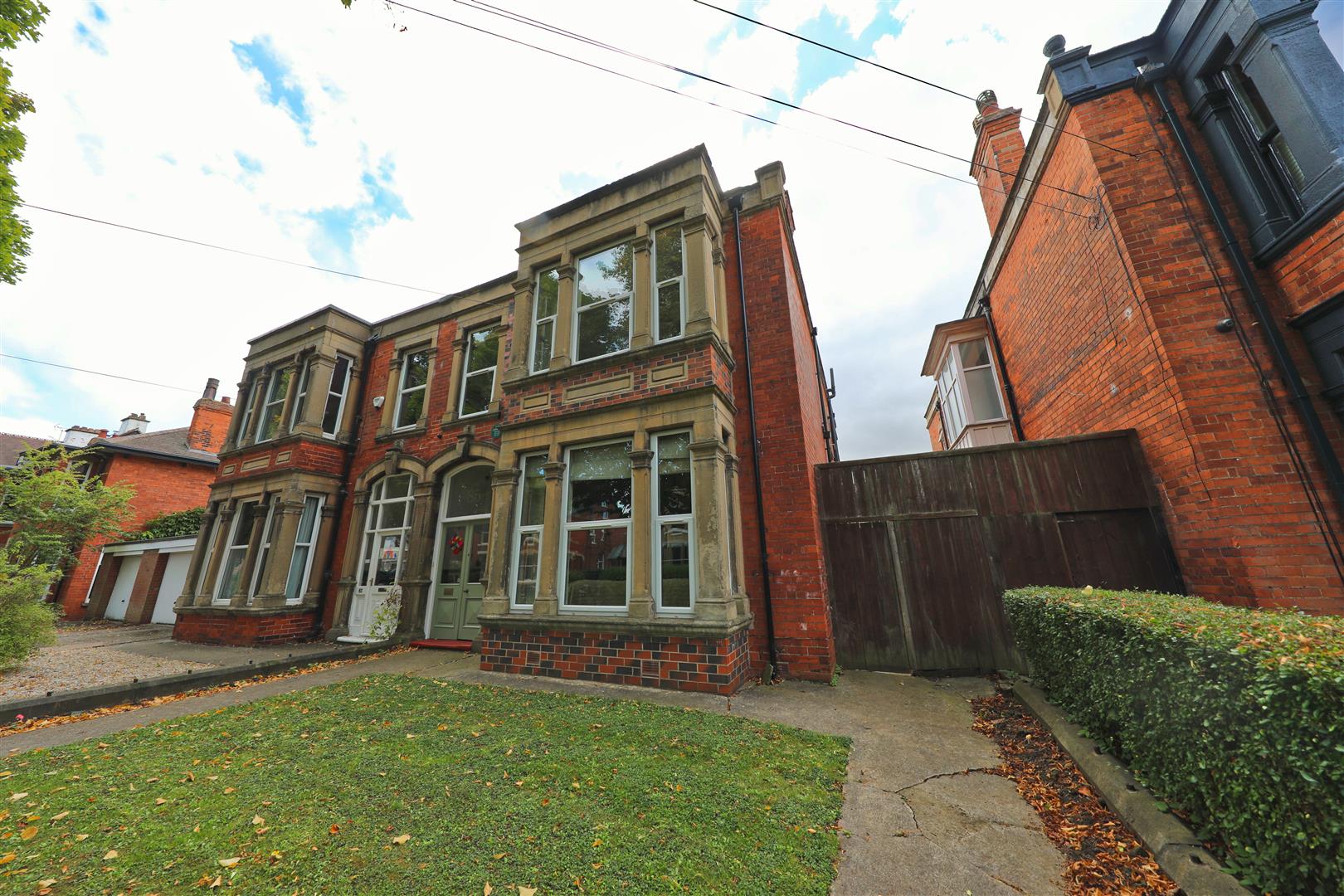 Property & Houses for Sale & Let in Hull Symonds & Greenham